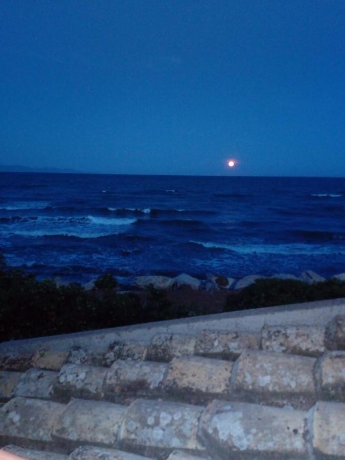 Вілла Casa Bon' Aria Fronte Mare Sud Sardegna La Maddalena  Екстер'єр фото